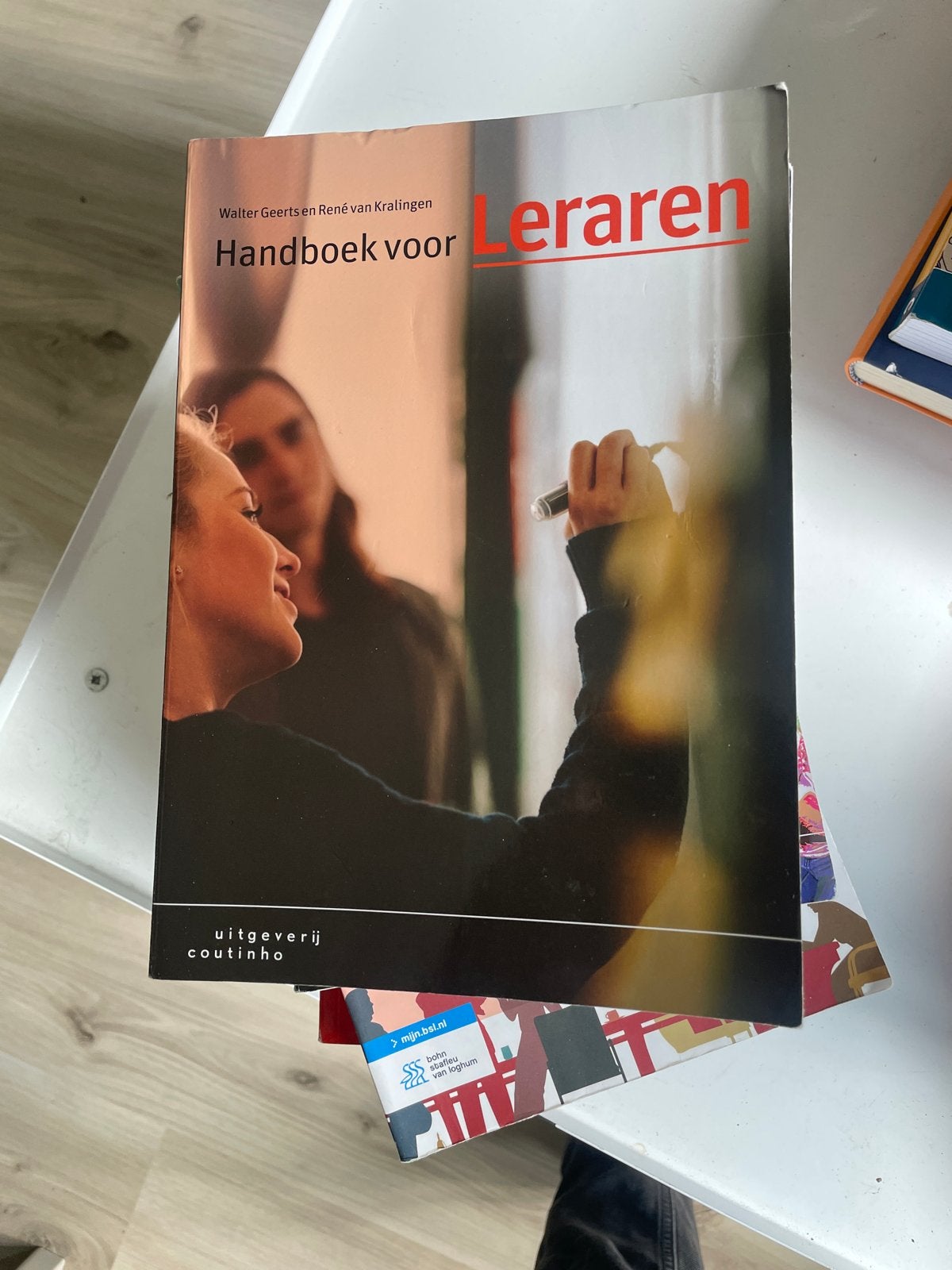 Walter Geerts - Handboek voor leraren, Walter Geerts; René van Kralingen, Sociale wetenschap, Ophalen of Verzenden, Zo goed als nieuw