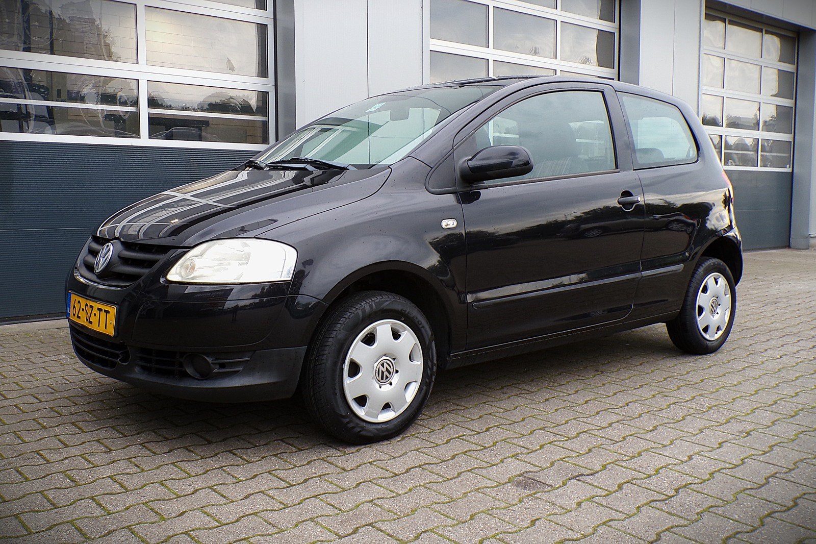 Volkswagen Fox 1.2 40KW 2006 Zwart, Auto's, Voorwielaandrijving, 4 stoelen, 1198 cc, Origineel Nederlands