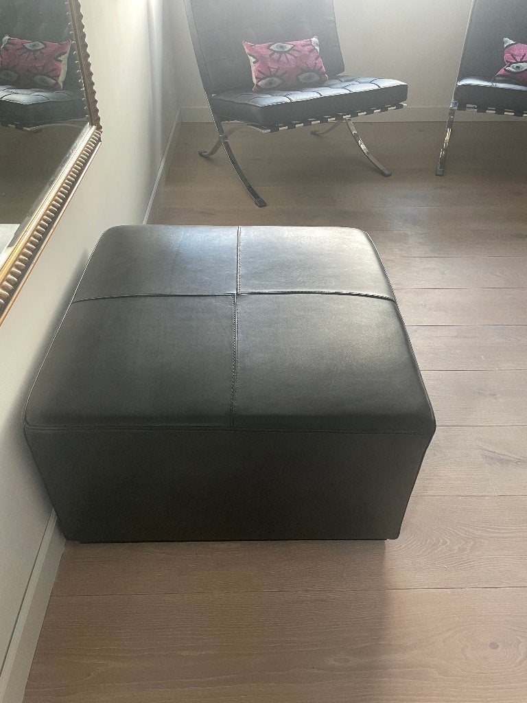 Hocker van Fendi, Ophalen, Gebruikt, Vierkant, Leer
