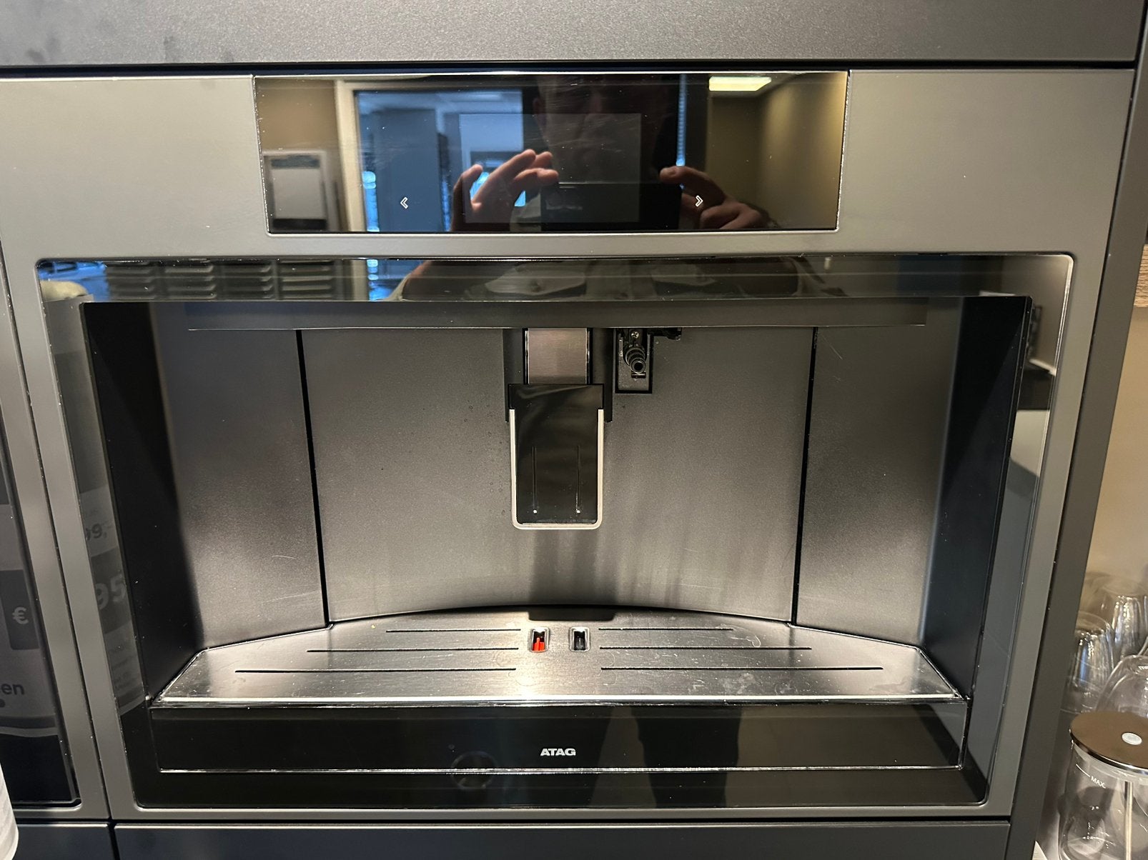 ATAG Inbouw Koffiemachine CM4692D - Showroommodel, Witgoed en Apparatuur, Koffiezetapparaten, Ophalen of Verzenden, Zo goed als nieuw