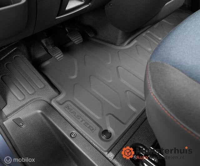 Mattenset origineel Renault Master III ('10-'20) 7711426008, Renault, Nieuw, Ophalen of Verzenden, Renault
