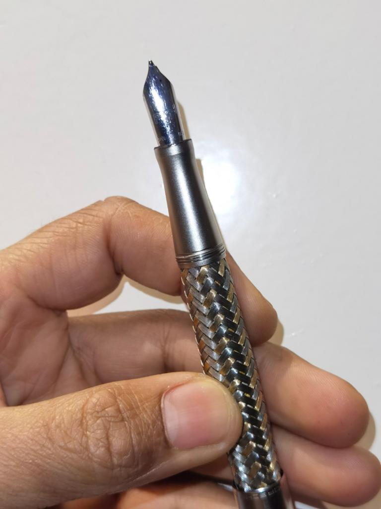 Origineel porsche design vulpen ️

Gold en silver

Gemaakt, Ophalen of Verzenden, Zo goed als nieuw, Vulpen, Overige merken
