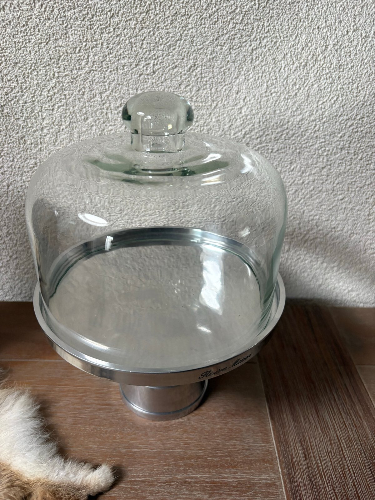 Riviera Maison Taartplateau met Glazen Stolp, Ophalen of Verzenden, Zo goed als nieuw, Zilver, Metaal