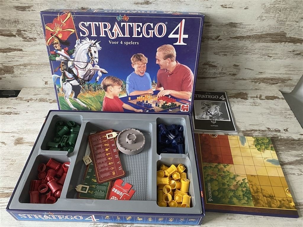 stratego 4 het spel voor 4 spelers [s405], Verzenden, Zo goed als nieuw