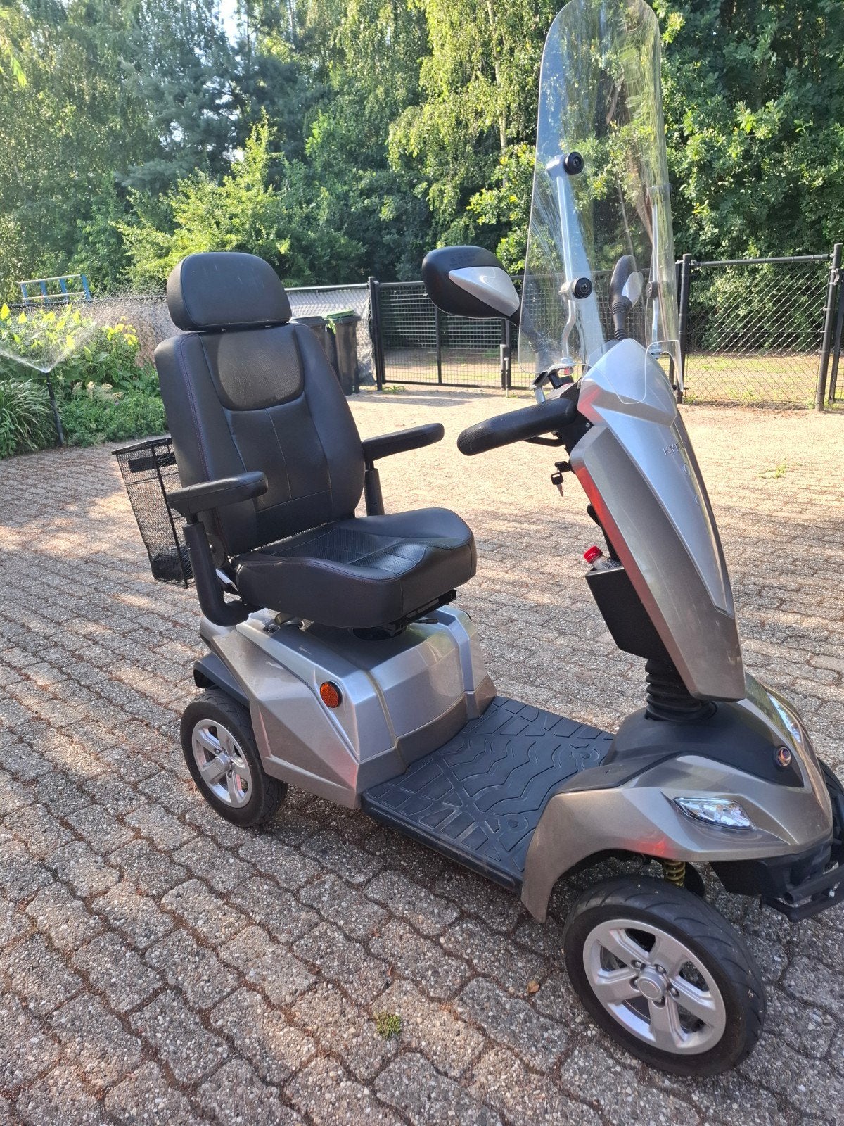 Scootmobiel, Ophalen, Kymco, Zo goed als nieuw, 16 km/u of meer