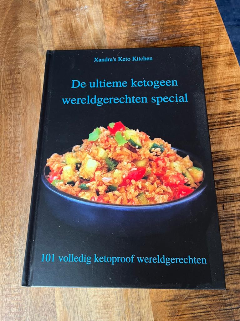 Ketogeen wereldgerechten special, Boeken, Kookboeken, Ophalen of Verzenden, Zo goed als nieuw