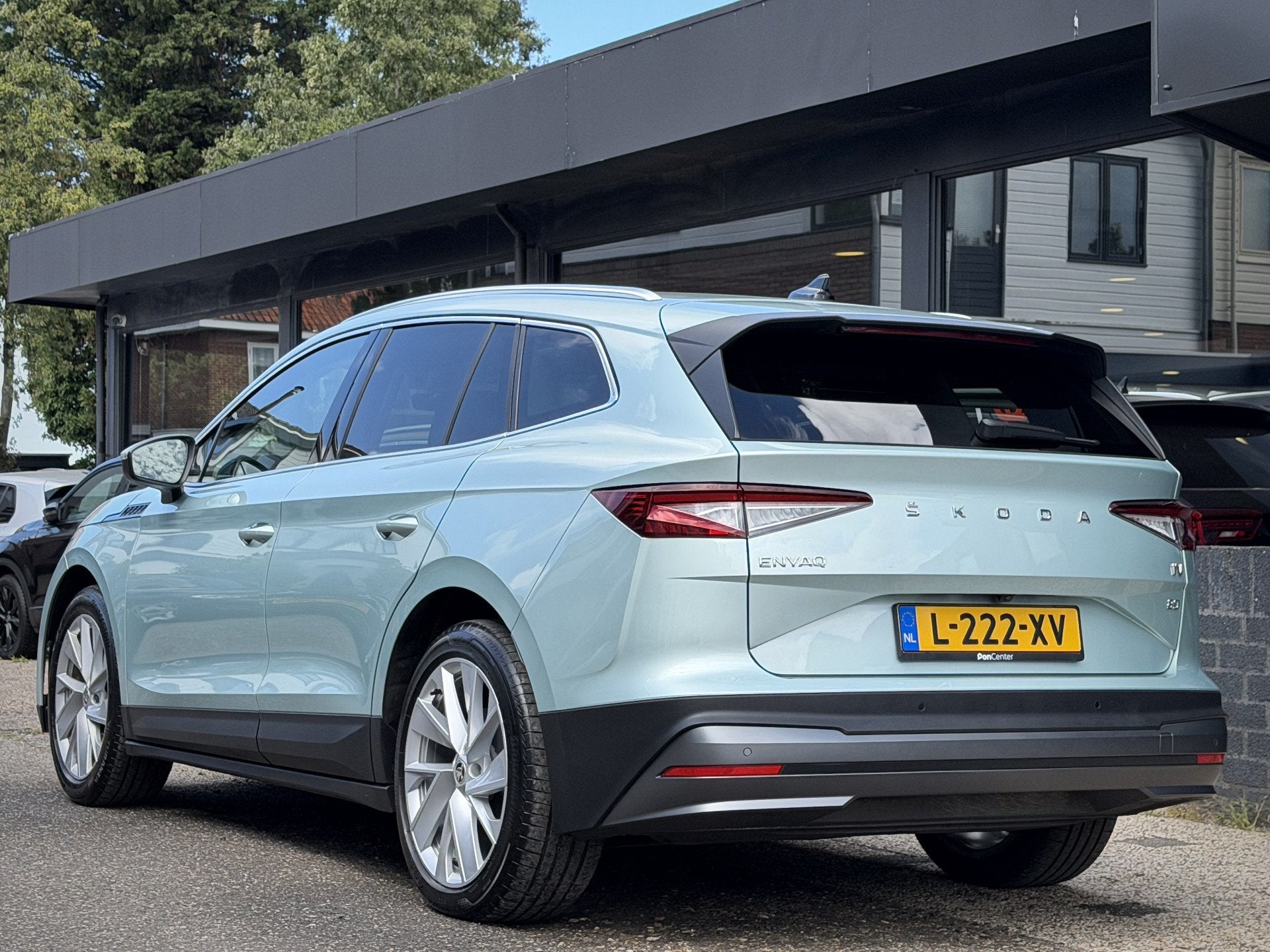 Skoda Enyaq iV 80 First Edition SOH 90% PANODAK VOL-LEDER DI, Auto's, Skoda, Dealer onderhouden, Achterwielaandrijving, Gebruikt