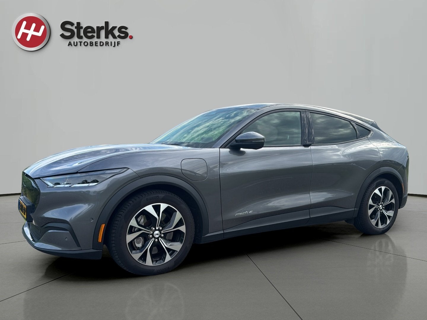 Ford Mustang Mach-E RWD 75 kWh TREKHAAK 19"LM VELGEN LEDEREN, Automaat, Achterwielaandrijving, Gebruikt, 1249 min