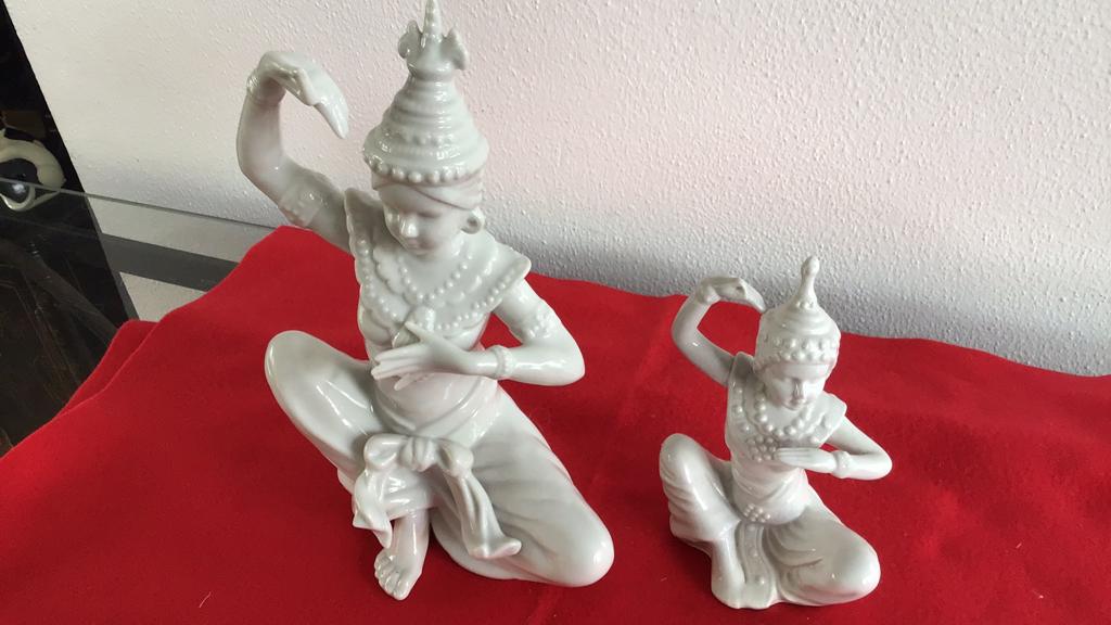 Set van 2 Balinese danseressen, 21 en 13 cm hoog, Ophalen of Verzenden