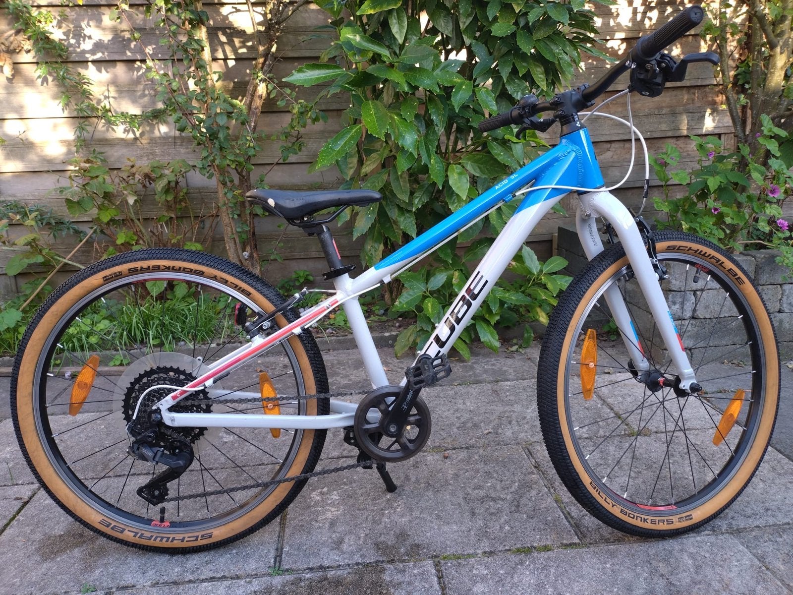 Cube Acid 24 inch kinderfiets mountainbike, incl. helm