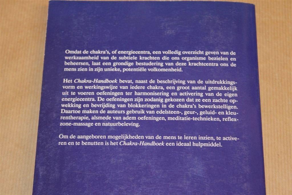 Chakra Handboek — Energiecentra Harmonisering, Ophalen of Verzenden, Gelezen, Overige onderwerpen, Achtergrond en Informatie