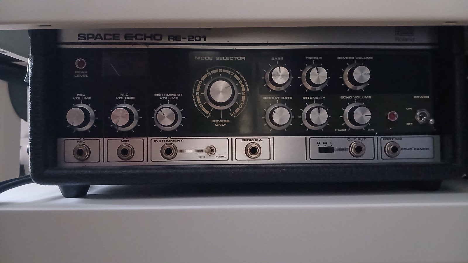 Roland Space Echo RE-201 - Vintage Tape Echo Effect, Ophalen of Verzenden, Gebruikt, Delay of Echo