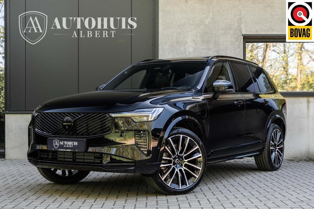 Volvo XC90 2.0 T8 Ultra Dark Luchtvering B&W HUD Pano 22'', Gebruikt, Zwart, 4 cilinders, 1969 cc
