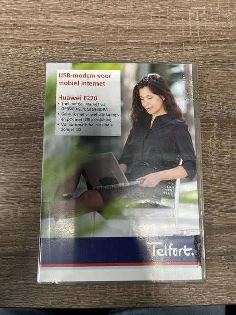 Te koop: Huawei Mobile Connect E220 USB-modem, Ophalen of Verzenden, Gebruikt, Modem