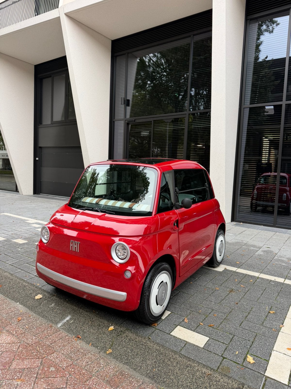 Unieke Fiat Topolino in prachtige rode uitvoering, Ophalen, Zo goed als nieuw, 46 km of meer, 16 km/u of meer