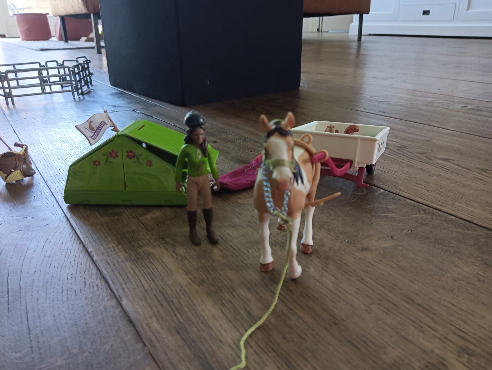 Schleich paardenset met tent en accessoires, Kinderen en Baby's, Speelgoed | Overig, Ophalen of Verzenden