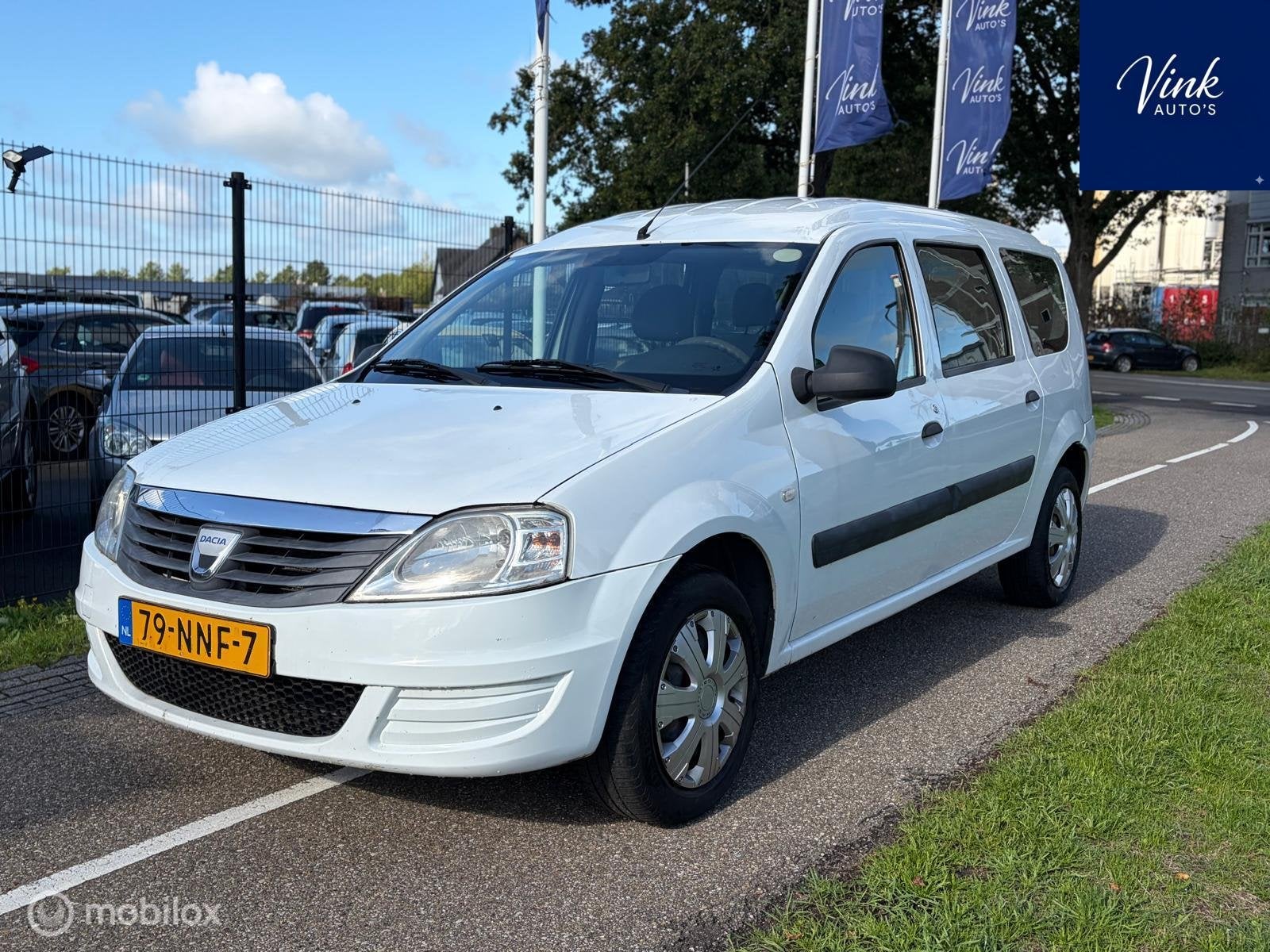 Dacia Logan 1.6 Lauréate, Auto's, Stof, Gebruikt, Zwart, 4 cilinders