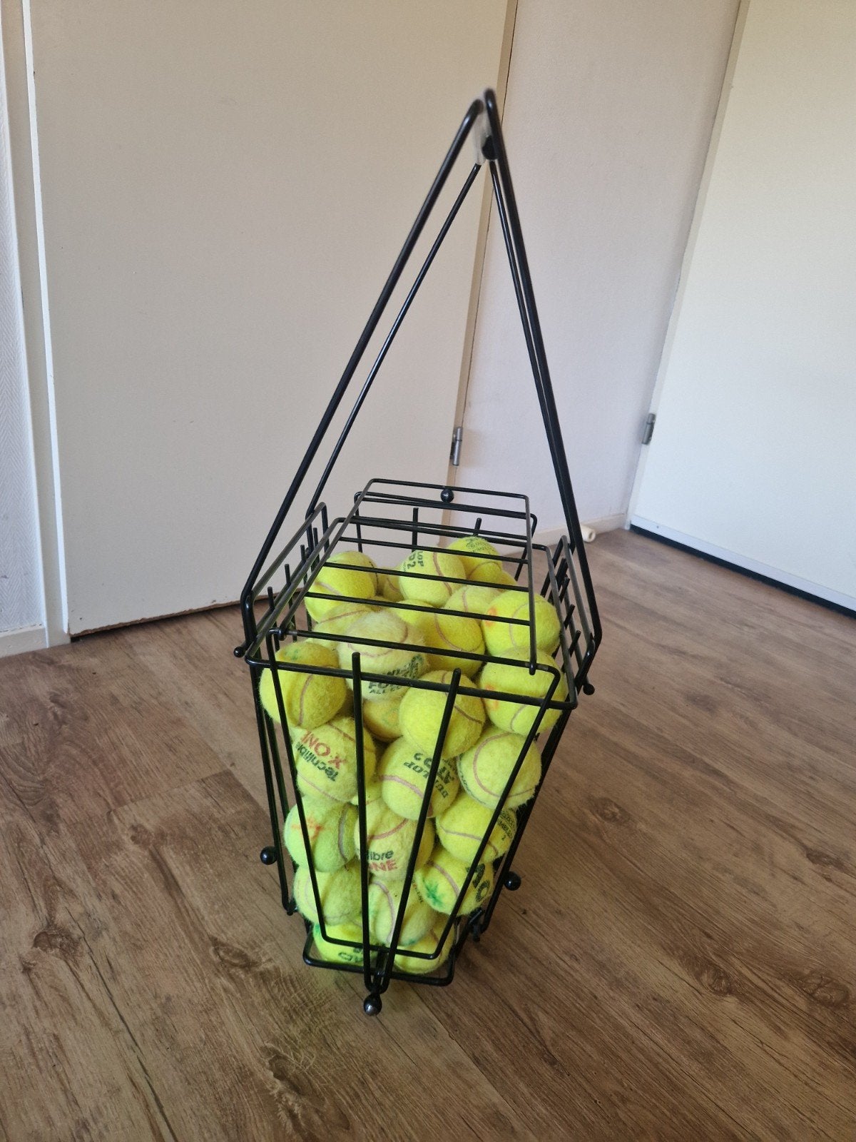 Ballenmand, ball hopper. tennis (incl. gratis tennisballen), Ophalen of Verzenden, Zo goed als nieuw, Overige typen
