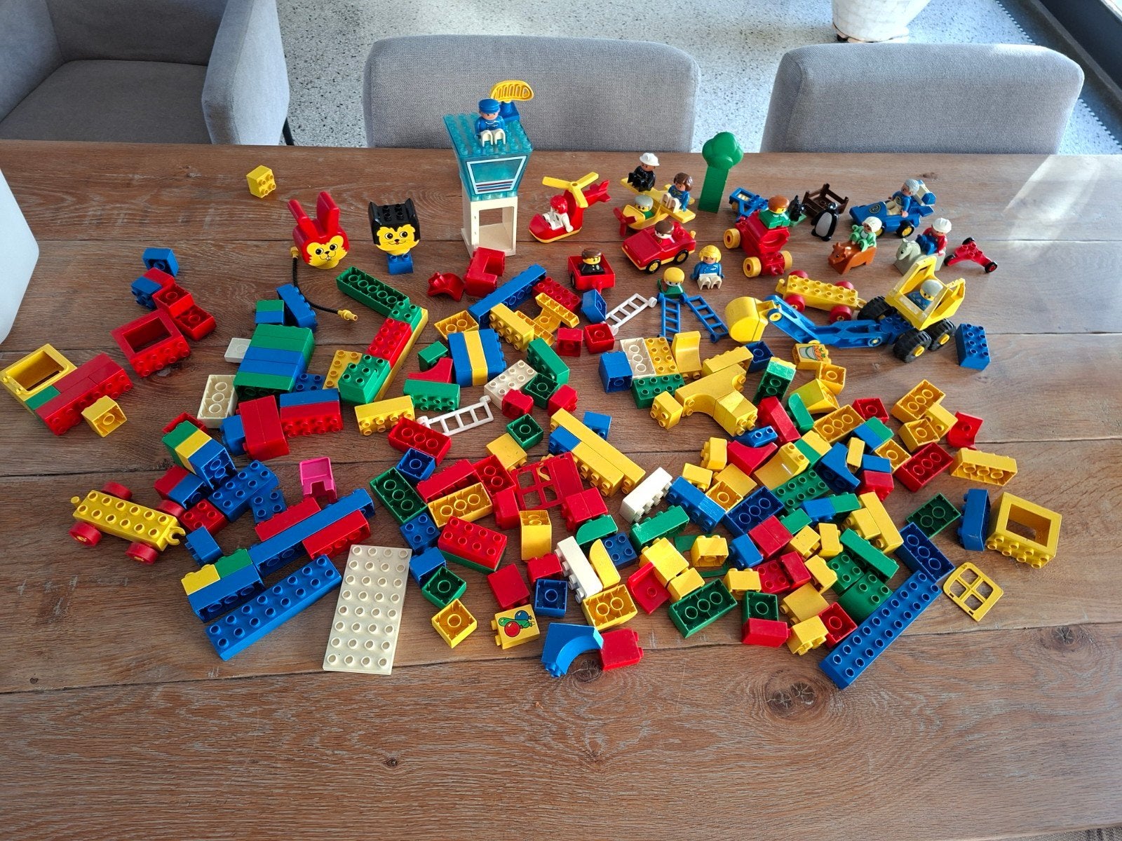 heel veel duplo helicopter vliegtuig poppetjes dieren kraan, Ophalen of Verzenden, Zo goed als nieuw