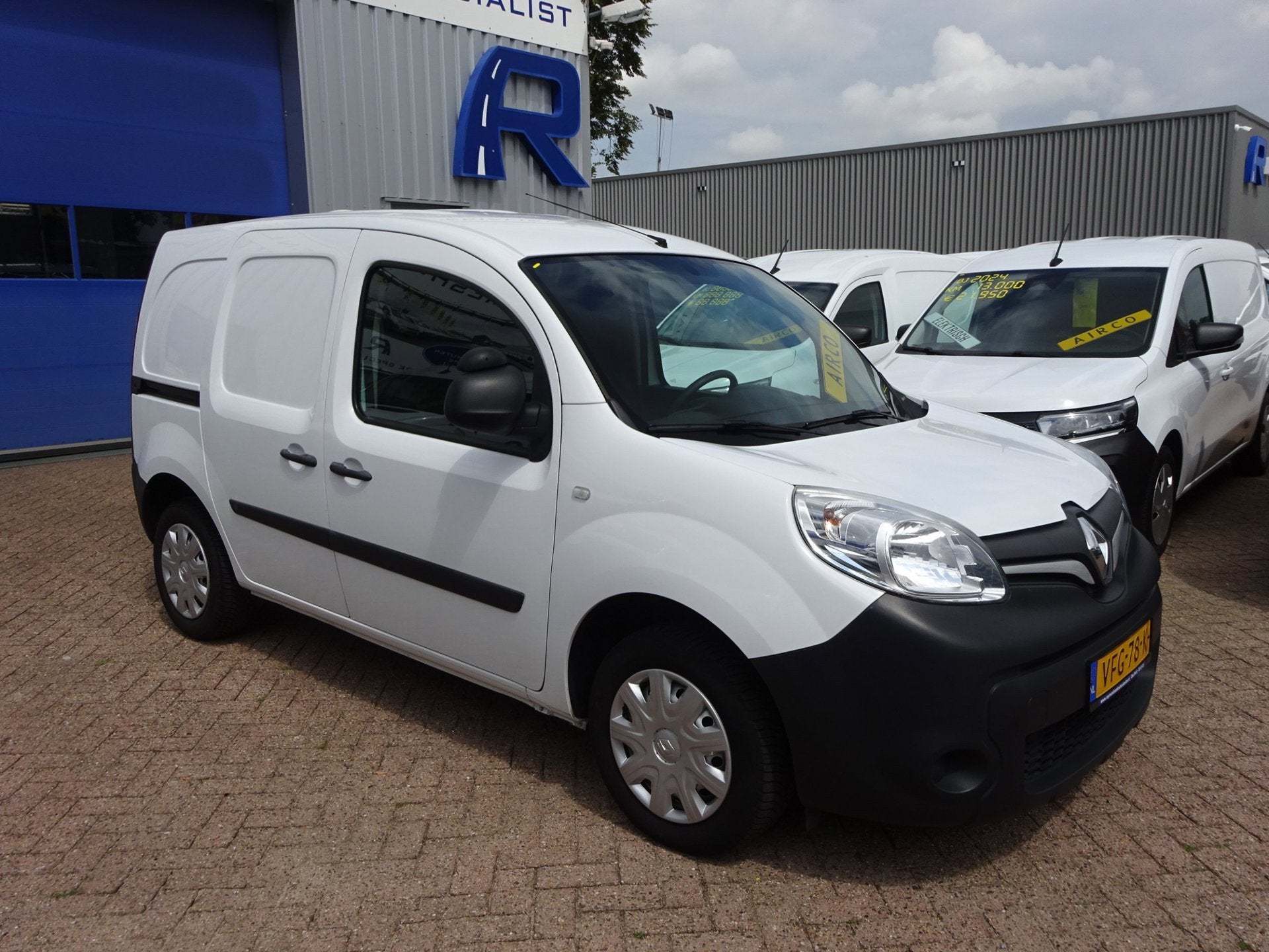 Renault Kangoo 1.5 dCi AIRCO NAVIGATIE CRUISE CONTROL SCHUIF, Auto's, Voorwielaandrijving, Stof, 4 cilinders, Renault