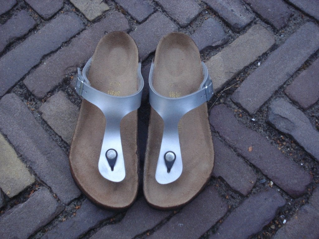 BIRKENSTOCK GIZEH ZILVER 39 NU GRATIS VERZENDING PER POST
