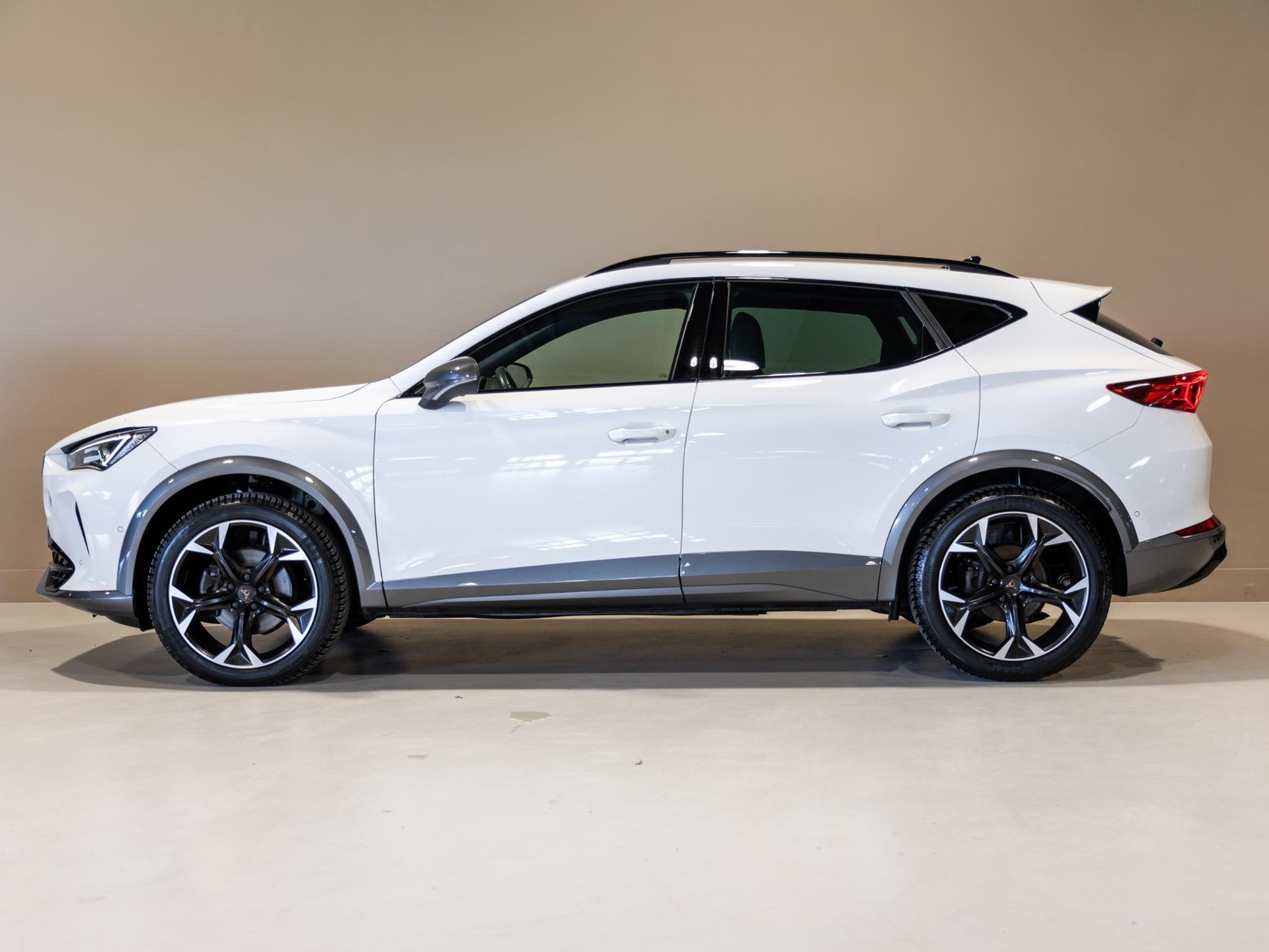 CUPRA Formentor 1.5 TSI Business Edition Plus / 150pk / Acht, Auto's, 4 cilinders, Automatische klimaatregeling, Wit, Origineel Nederlands