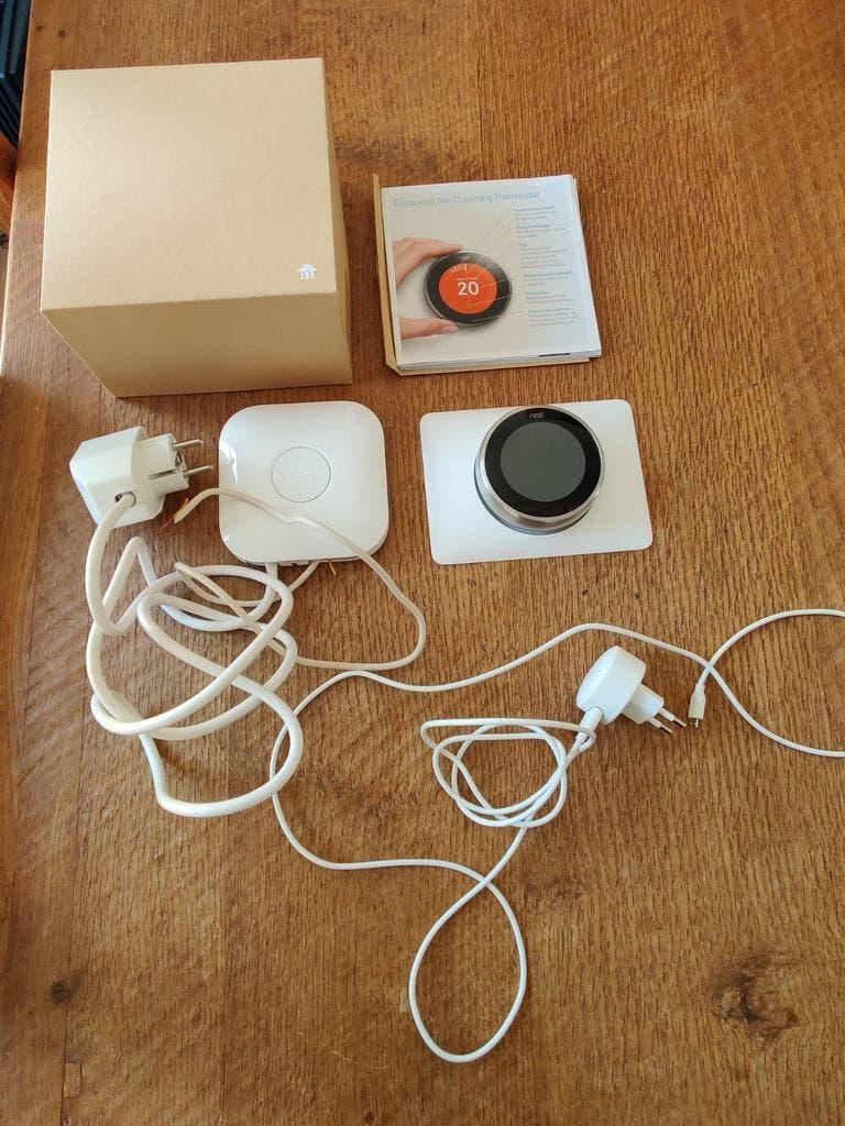 Google Nest Thermostaat 3e Generatie, Ophalen of Verzenden, Slimme thermostaat, Gebruikt