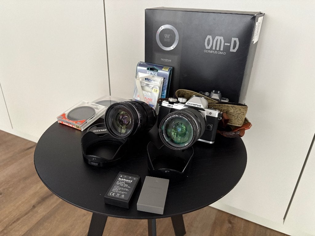Olympus OMD 10 Mark II incl 12-40 pro en 14-150 lens, Ophalen, Gebruikt, Systeemcamera, Geen optische zoom