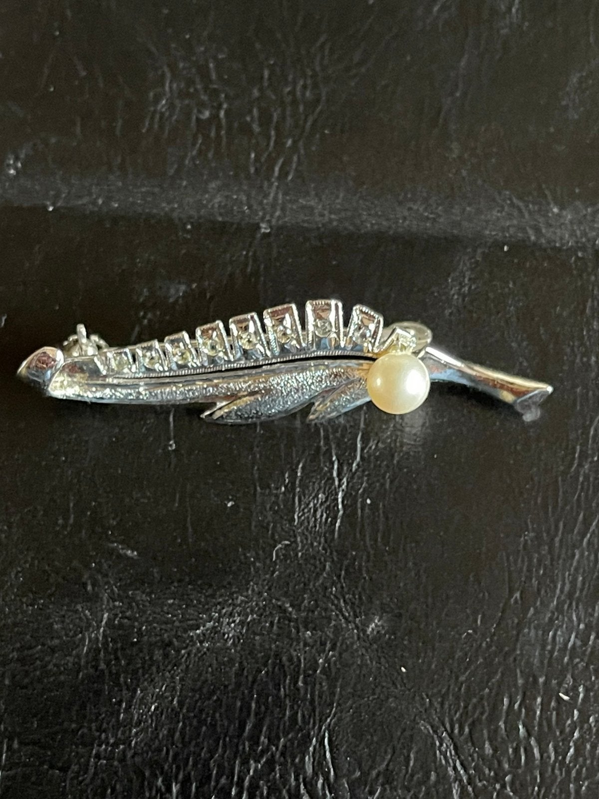 Zilveren speld met 9x diamant en parel heel mooi vrpr  35€, Met edelsteen, 4 tot 7 cm, Ophalen of Verzenden, Zo goed als nieuw