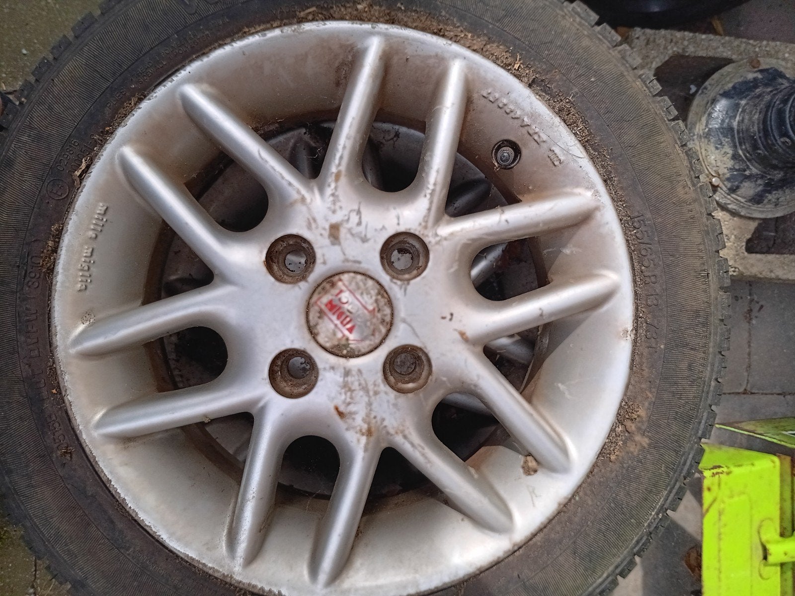 Gebruikte Suzuki velgen met winterbanden, Ophalen, Gebruikt
