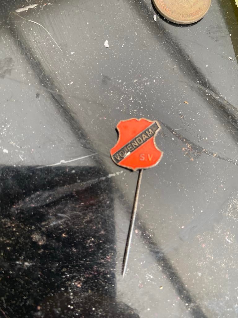 Fc Volendam pin, Verzamelen, Ophalen of Verzenden, Gebruikt, Overige binnenlandse clubs, Overige typen
