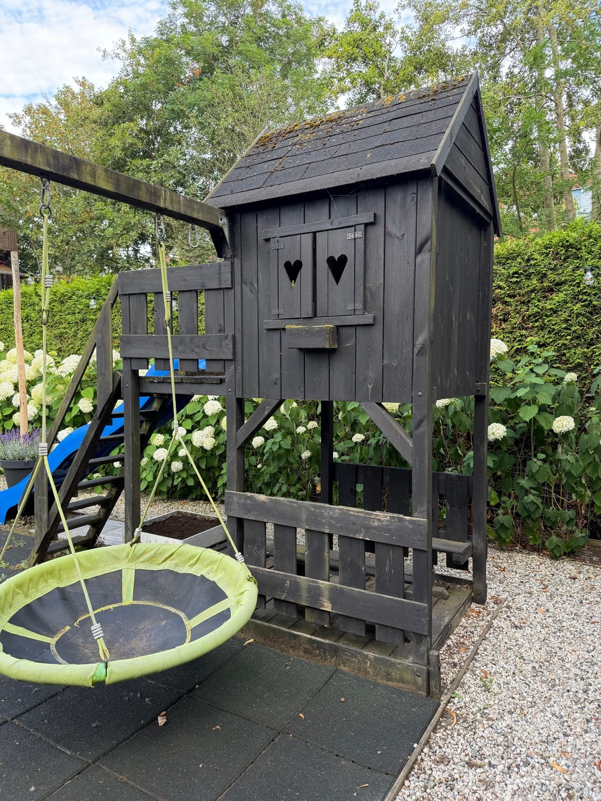 Houten speeltoestel met glijbaan en schommels, Ophalen, Gebruikt, Schommel