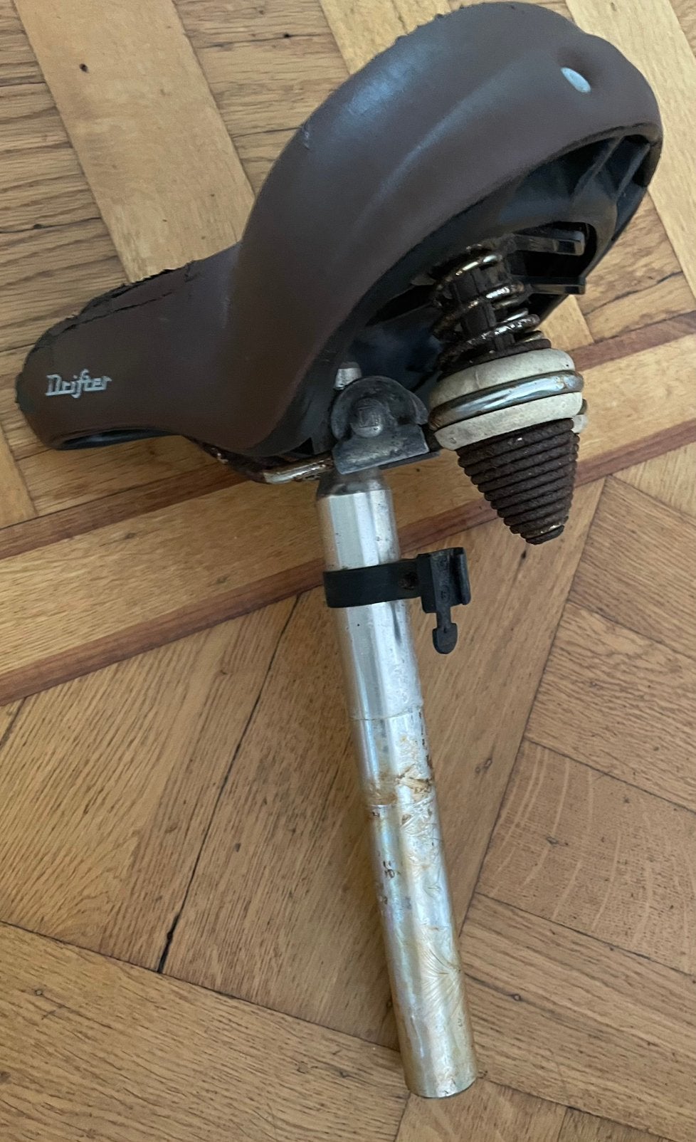 Zadelpen 31,6 mm 6e, Fietsen en Brommers, Fietsonderdelen, Ophalen of Verzenden, Zo goed als nieuw, Zadel