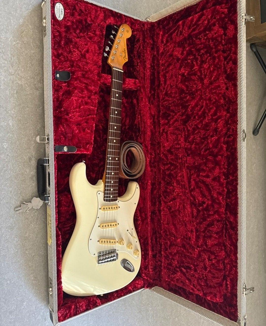 Fender Stratocaster ST62 (1989) - Volledig Origineel, Muziek en Instrumenten, Ophalen of Verzenden, Zo goed als nieuw, Solid body