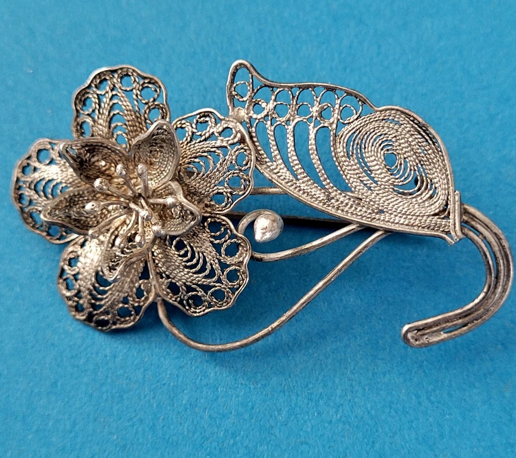 zilveren broche uit Indonesië, Ophalen of Verzenden, Zilver, Broche