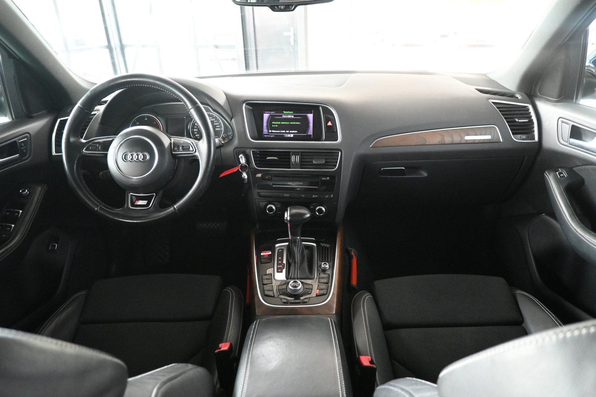 Audi Q5 3.0 TDI quattro S-line Clima Cruise control Navigati, Auto's, Audi, Automaat, Euro 5, Gebruikt, Blauw