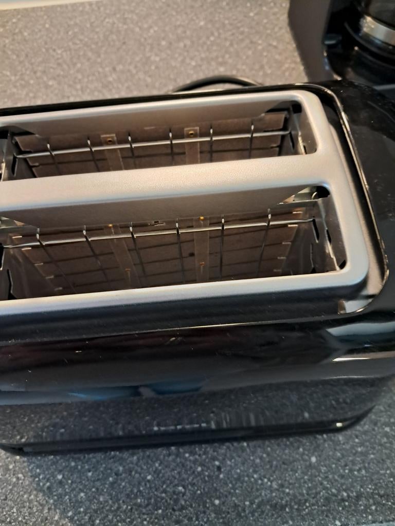 Tefal broodrooster - Zwart, 2 sleuven, Ophalen of Verzenden, Zo goed als nieuw, Uitneembare kruimellade