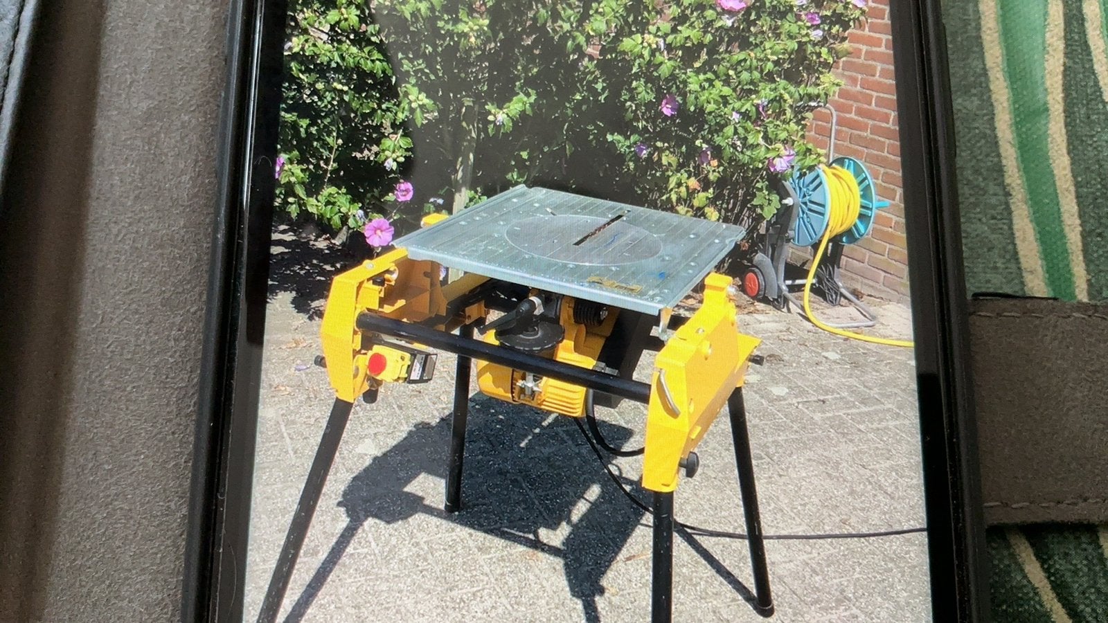 DeWalt flipover zaagmachine, Ophalen, Gebruikt, 70 mm of meer, Afkortzaag