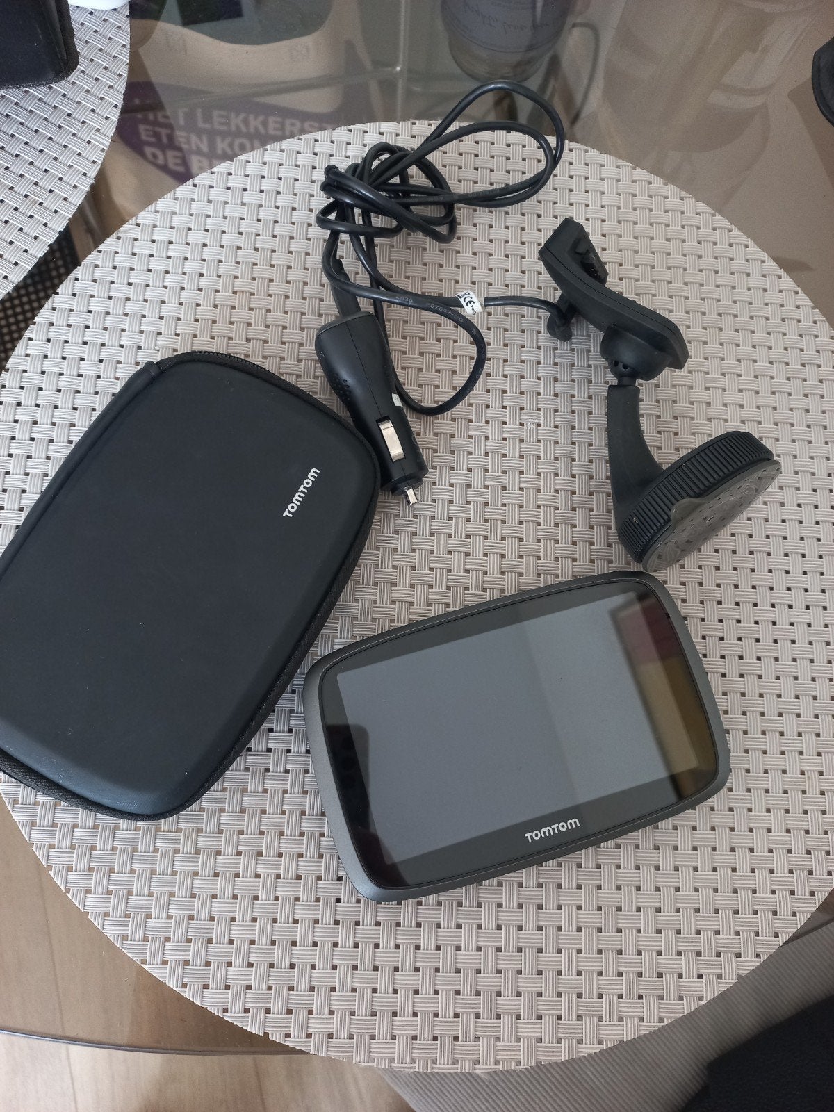 TomTom navigatiesysteem met accessoires, Ophalen of Verzenden, Gebruikt