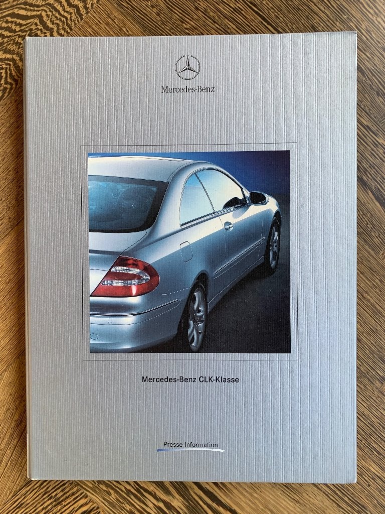 Persmap Mercedes-Benz CLK-klasse C209 2002 met foto's!, Zo goed als nieuw, Mercedes-Benz, Mercedes, Ophalen of Verzenden