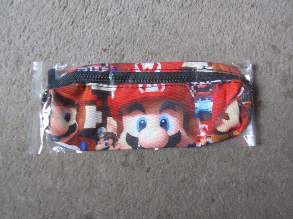 Pennen etui Super Mario, Ophalen of Verzenden, Zo goed als nieuw