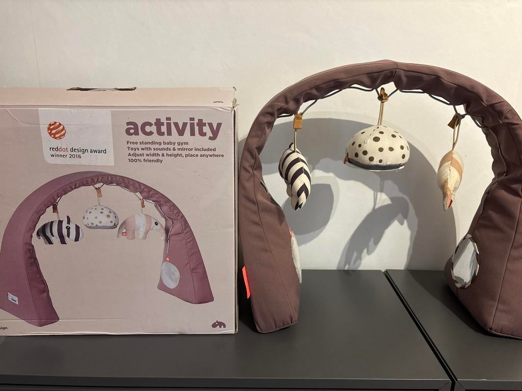 Done by Deer Activity Babygym - Red Dot Design Award Winner, Kinderen en Baby's, Speelgoed | Babyspeelgoed, Ophalen, Zo goed als nieuw