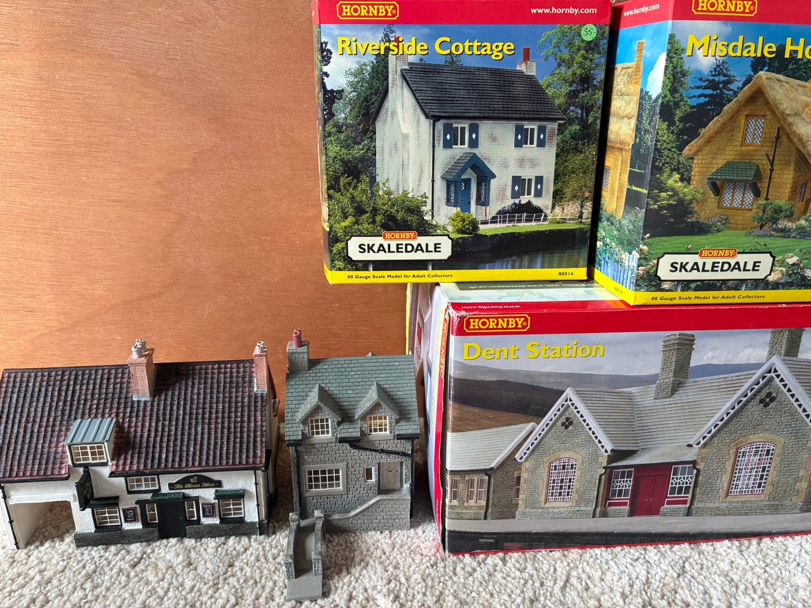 Hornby Skaledale 5 gebouwen resin, Hobby en Vrije tijd, Overige merken, Gelijkstroom of Wisselstroom, Brug, Tunnel of Gebouw, Ophalen of Verzenden