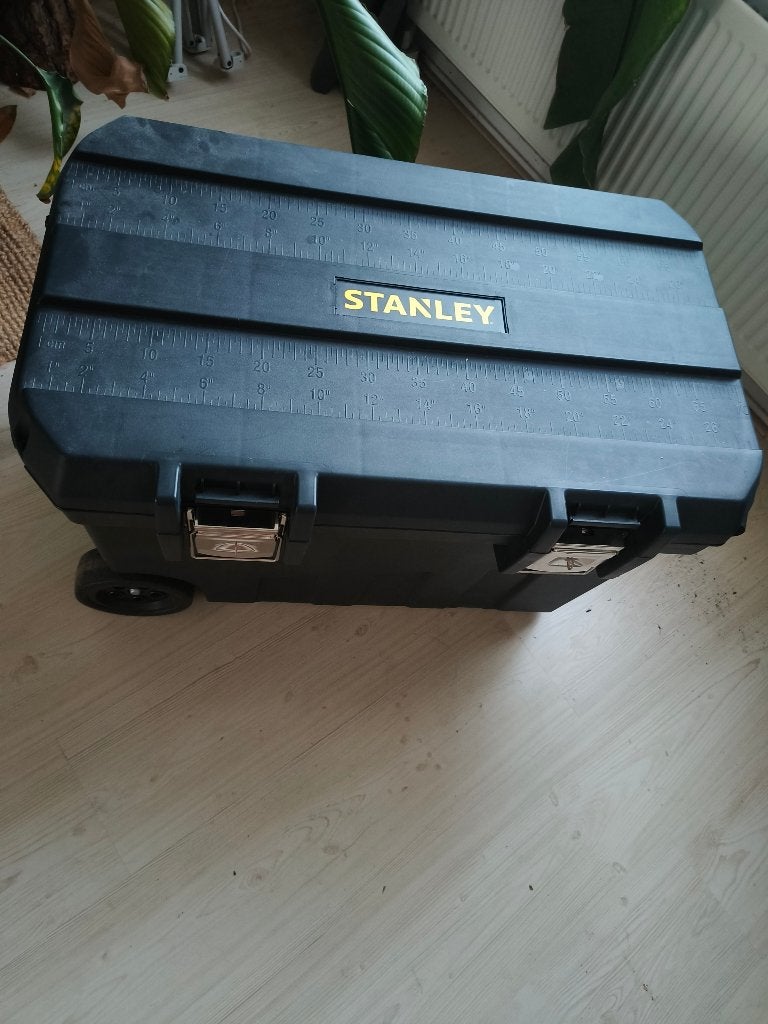 Stanley gereedschapskist met wielen/hendel en tray, zgan, Ophalen of Verzenden, Zo goed als nieuw