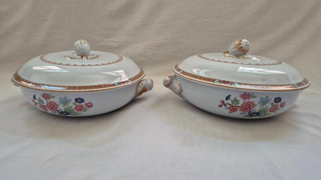 Rorstrand Lotus 2 dekschalen, Huis en Inrichting, Keuken | Servies, Keramiek, Ophalen of Verzenden, Overige stijlen, Schaal of Schalen