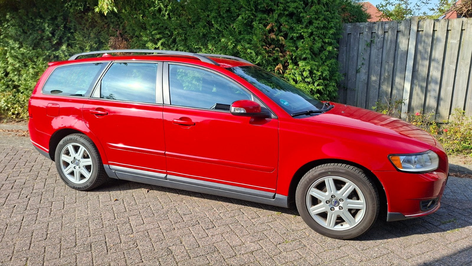 Volvo V50 1.8 2008 Rood, Auto's, Voorwielaandrijving, 125 pk, 4 cilinders, Stationwagon