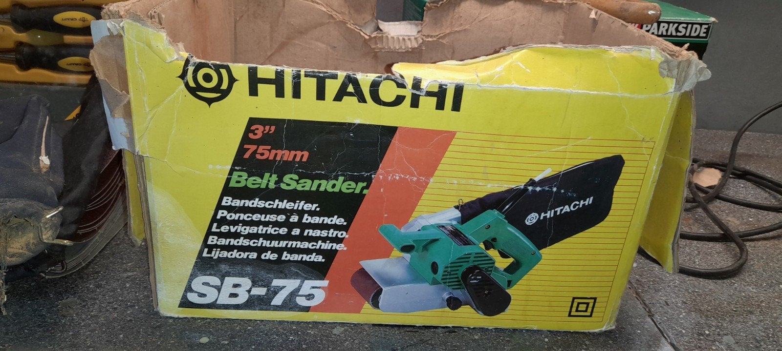 Hitachi SB 75 Bandschuurmachine - Krachtig en Betrouwbaar, Ophalen of Verzenden, Gebruikt, 600 tot 1200 watt, Bandschuurmachine