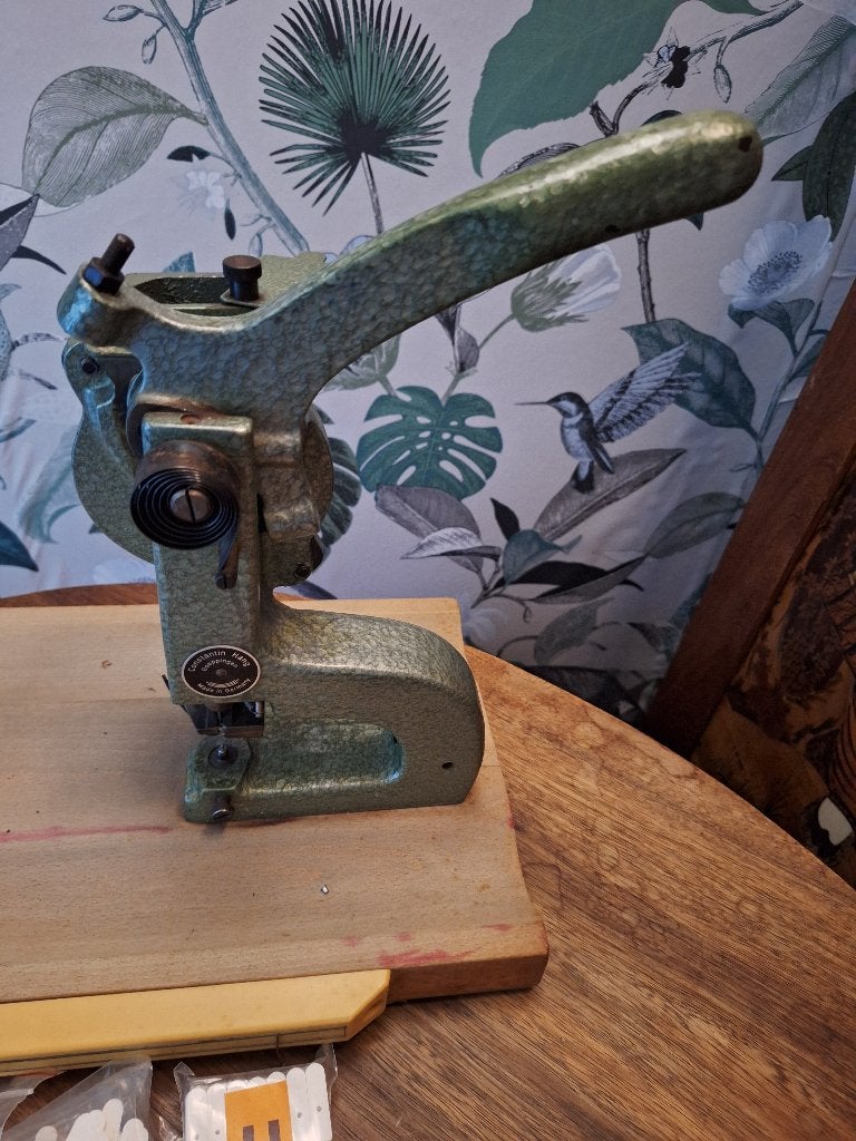 Ringperforator met vulautomaat  TEAB, Ophalen of Verzenden