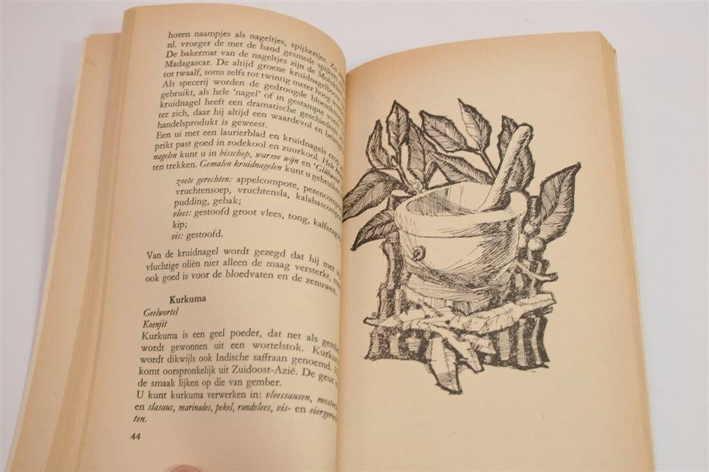 Prisma Kruidenboek — Met Recepten voor Kruidige Sauzen, Boeken, Kookboeken, Ophalen of Verzenden, Gelezen