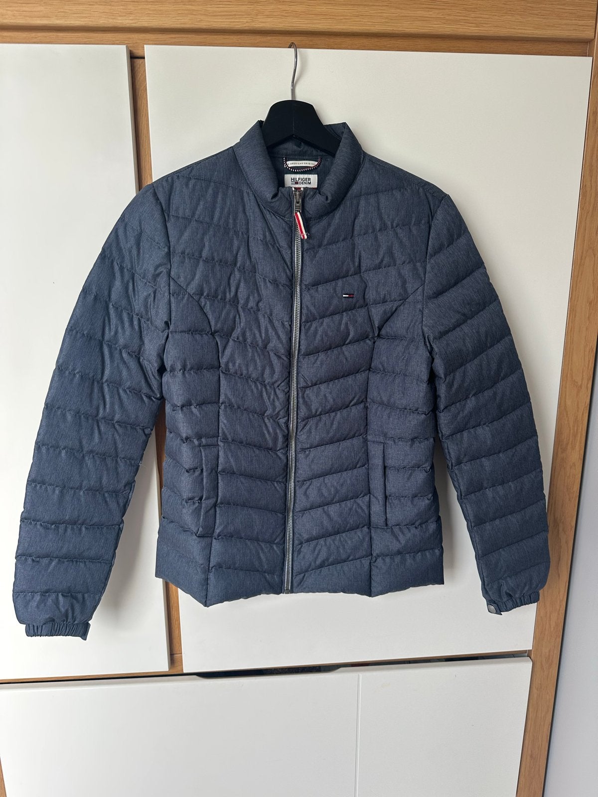 Tommy Hilfiger Gewatteerde Jas S, Verzenden, Zo goed als nieuw, Maat 36 (S), Grijs